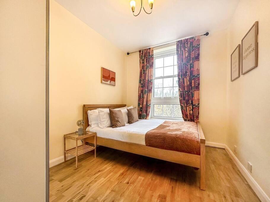 Spacious 4 Bed Flat Near London 02 Arena Greenwich Zewnętrze zdjęcie
