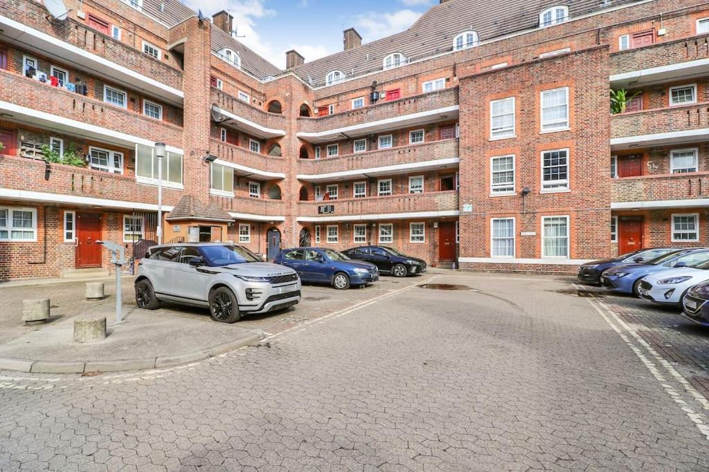 Spacious 4 Bed Flat Near London 02 Arena Greenwich Zewnętrze zdjęcie